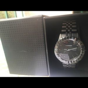 MAC Cosmetics Watch unisex